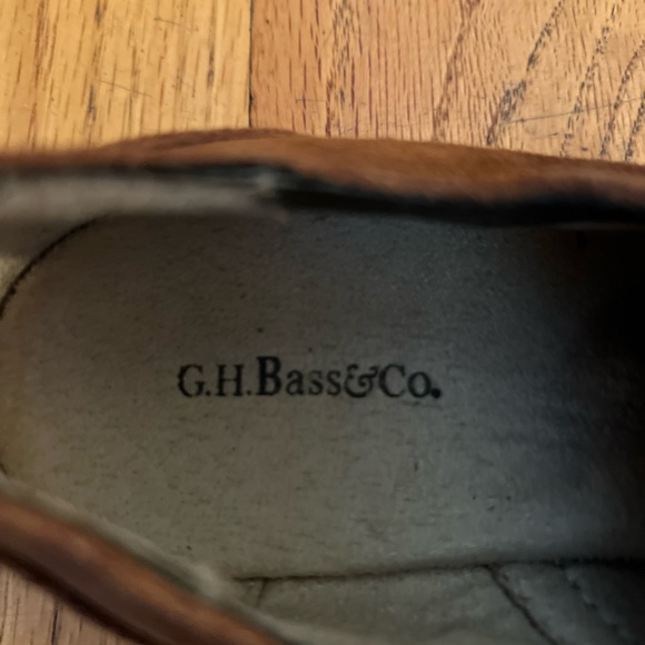 Gorgeous Brown Suede Oxfords! - Picture 7 of 8